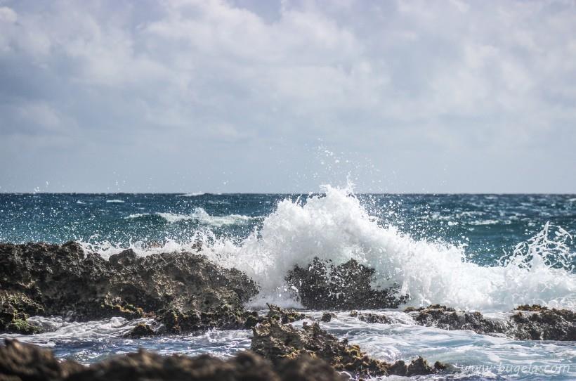 梦到大海涨潮波涛汹涌周公解梦