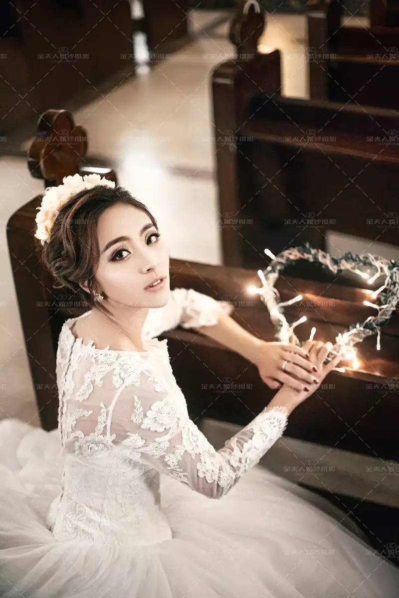 12星座动漫少女婚纱_12星座适合的婚纱_12星座的婚纱照