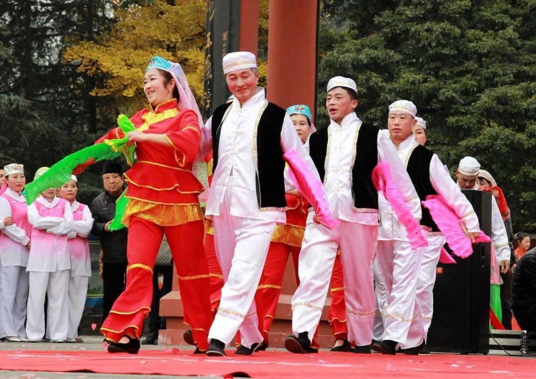 回族的传统节日_回族节日有哪些?_回族节日有哪些