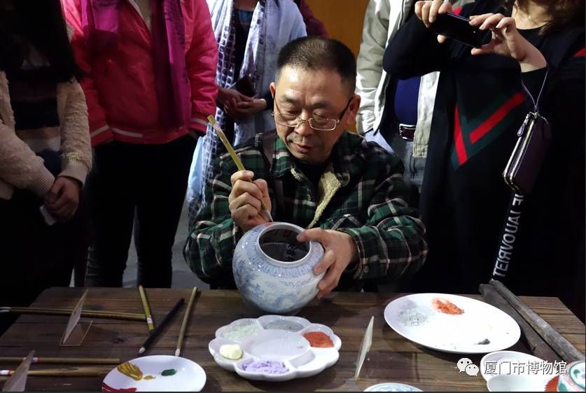 景德镇御窑瓷器价格_景德镇御窑70周年_