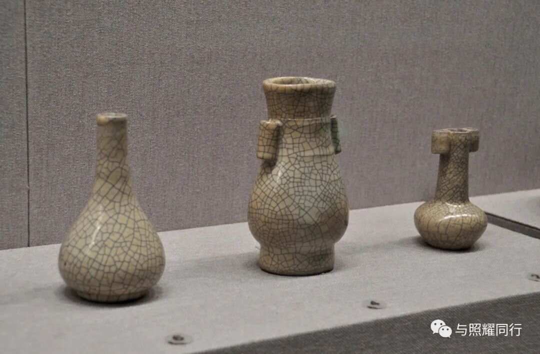 博物馆宋代哥窑瓷器_故宫博物馆宋代哥窑真品图片_