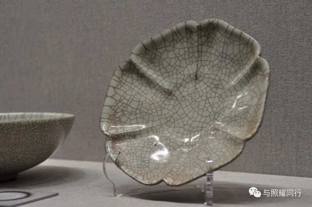 博物馆宋代哥窑瓷器__故宫博物馆宋代哥窑真品图片